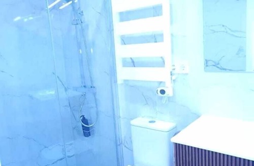 Vista Alegre Apartment | Suite room with double bed, sofa bed, double bed a