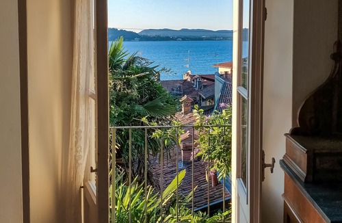 Belgirate House | Sulá - Stunning lake view, with patio and piano