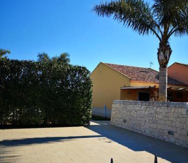 Scicli Villa | Sunny Villa in Scicli with Private Pool