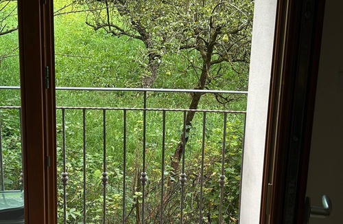 Edolo Apartment | Superb 2-bedroom apartment with WiFi in Edolo