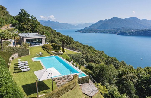 Stresa Villa | Superb modern villa with pool and sweeping views over the lake! - Villa Falcone
