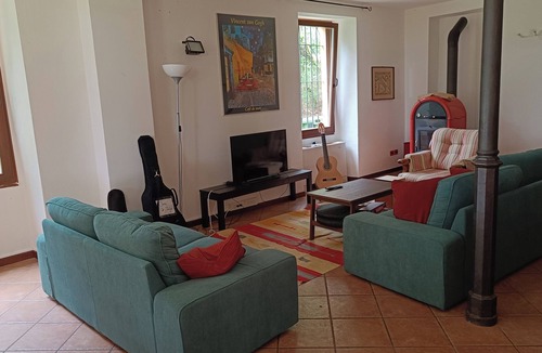 Oggebbio Villa | Superb villa in the mountains with private garden