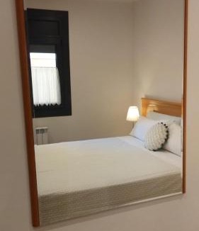 Campdevanol Apartment | Sweet Dreams
