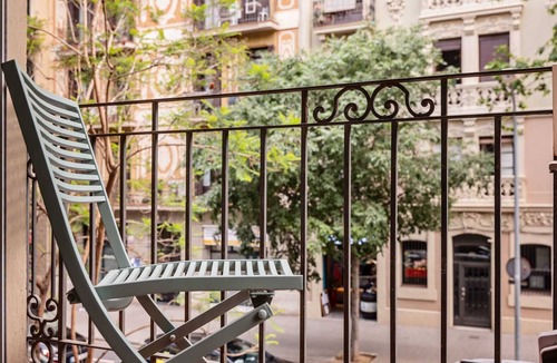 La Sagrada Familia Apartment | Sweett | Rosemarine I