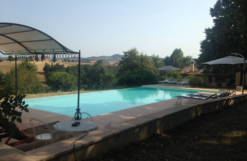 Crespellano House | Swimming pool and relax on the Bolognese hills between art, engines, great food