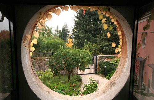 Nola Bed & Breakfast | Taddea woman independent room for 2 people near Naples Pompeii Caserta