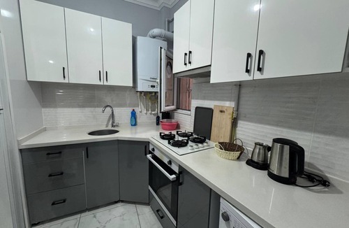 Pera Apartment | TAKSiM 4 Room Entrance Floor No Stairs