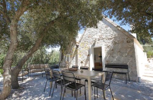 Impalata Villa | TD Trullo Morena Charming Trullo,Stunning Sunsets