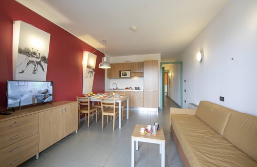 Sestriere Apartment | Teleo 115 Ski In - Ski Out 50m, Sestriere, Italy