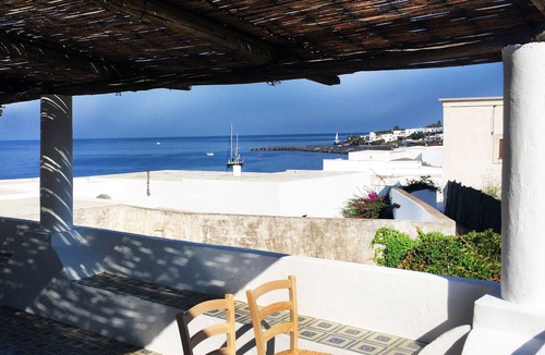 Piscita House | Terrazze Fronte Mare e Vulcano