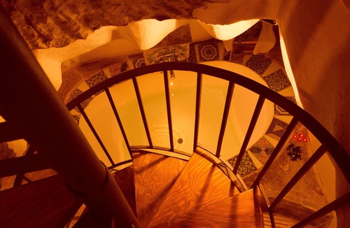 Modica House | The Casa degli Avi Donna Nina in ancient Modica. Cave house on three levels