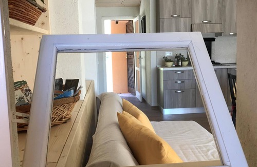 Toscolano Maderno House | The company of the silence of nature will be the background of your holiday