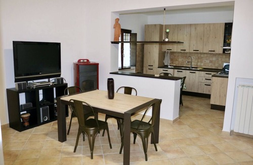 Cerveteri Villa | the etruscan old latin's nest