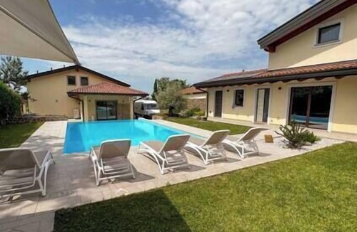 Cormons House | "The Freedom" Room with Pool View in Collio