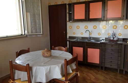 Cava dʼAliga Villa | The garden on the sea - Villa with garden a few meters from the sea