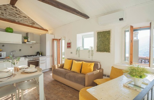 Blevio Apartment | The Green Nest by Lake Como