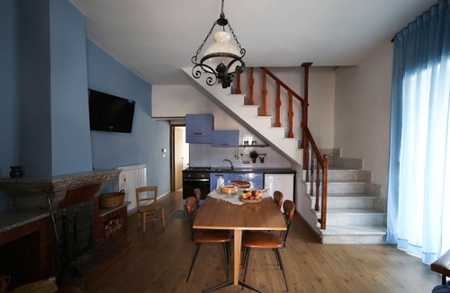 Brienza House | "THE HOUSE OF THE VILLAGE" .