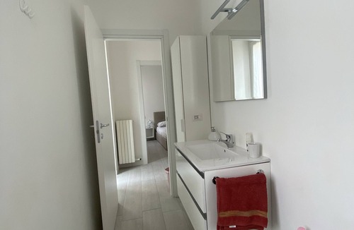 Lecco Apartment | The Houses Of Grace