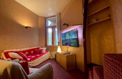 Cervinia Apartment | THE NEST Alpine Loft Ski-in Ski-out