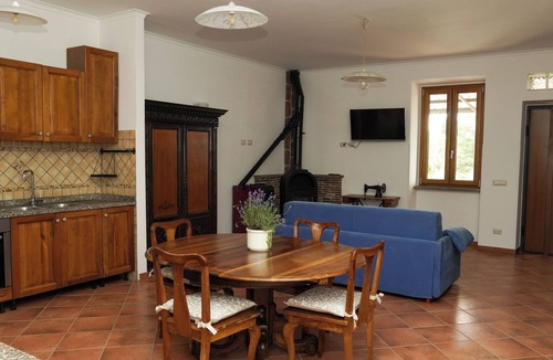 Velletri Apartment | The Philosopher's Abode - by GiamaTour