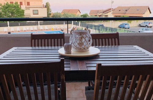 Capo Mulini Apartment | The pool terrace - Baia di Capomulini