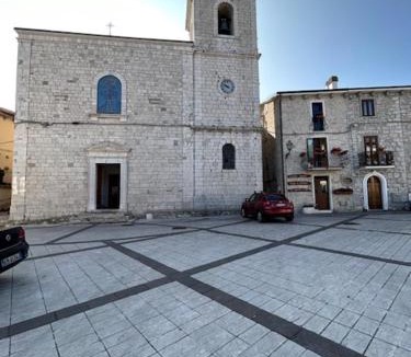 Pizzoferrato House | The Refuge of Angels