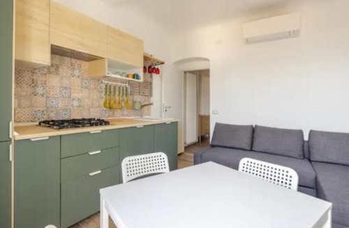 La Spezia Apartment | The Sea of Marola