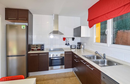 Macanet de la Selva House | This spacious vacation home has its own pool and is located in the urbanization Maçanet de la Selva,