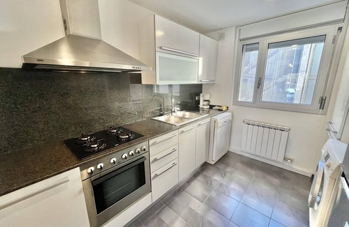 Roses Town Center Apartment | TOA. Roses center with private parking