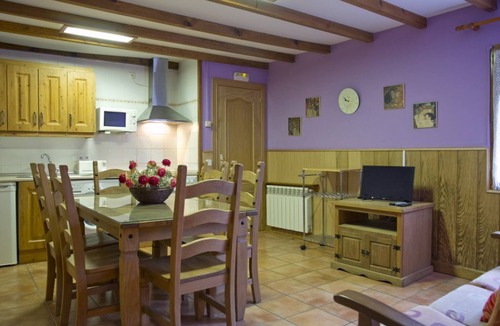 Valcarlos Cottage | Toki-Ona and Navarlaz houses for 35 people