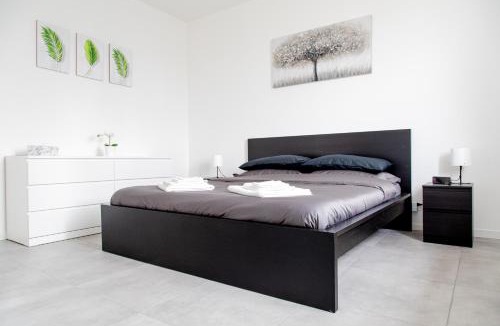 Cava Manara Apartment | Tre Re - Spazioso appartamento con parcheggio
