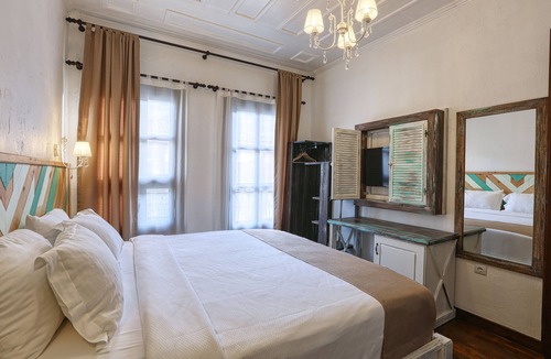 Zeytinbagi Hotel | Trilye Bay C Konak