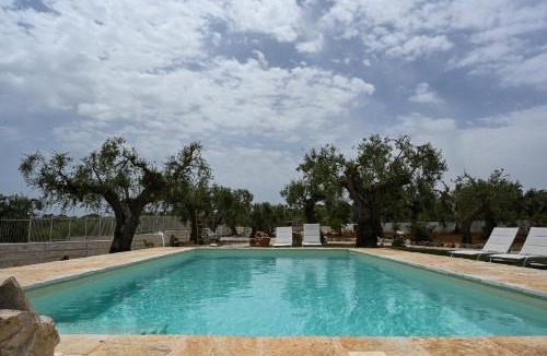 Castellana Grotte Apartment | Trulli Lisanna - Exclusive Trulli With Private Pool
