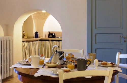 L'Assunta House | Trulli Sant'Oronzo: private pool, olive trees and sandy beaches at your doorstep