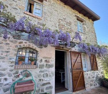 Casola in Lunigiana House | Tuscan Country House - Capanna dei muli