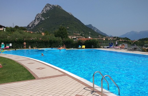 Gaino Apartment | Two-room apartment with fantastic views of Gaino on Lake Garda