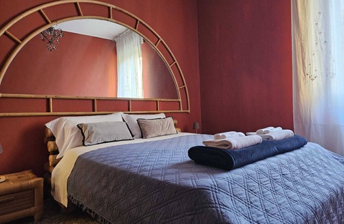 Pavia Apartment | Two-room apartment Center-Long Nassy