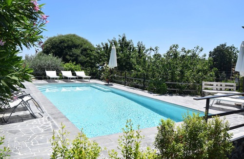 Santa Venerina House | Two-room house with pool, garden, barbecue, relaxation on the slopes of Etna