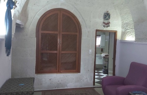 Avanos House | Typical stone house with arches