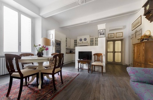 Historic Center Apartment | UR-NEST Fusari, Wonderful apartment