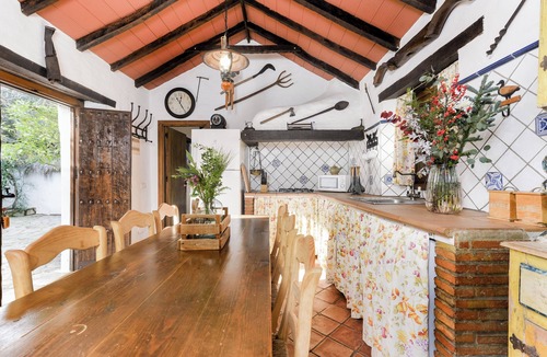 Los Angeles House | Vacation Home "Cortijo Rural Las Aves" with Shared Pool & Shared Garden