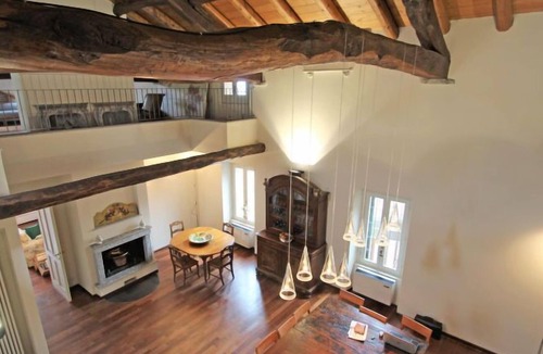Porto Valtravaglia House | Vacation home Torre in Porto Valtravaglia - 12 persons, 5 bedrooms