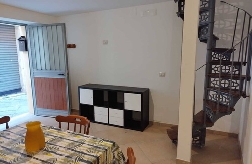 Benevento House | Vacation home in the heart of the city, just a few steps from Corso Garibaldi.