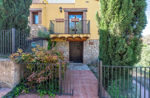 Flix House | Vacation Home "Mas De Lorena" with Mountain View, Shared Pool & Wi-Fi