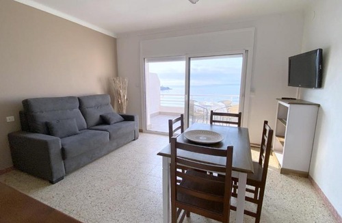 Almadraba-Canyelles Apartment | Verones 2c
