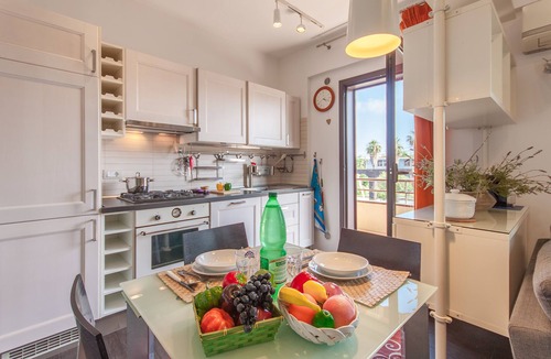 Picanello-Ognina-Barriera-Canalicchio Apartment | Vicerè Apartment With AC and Wi-Fi, Catania, Italy