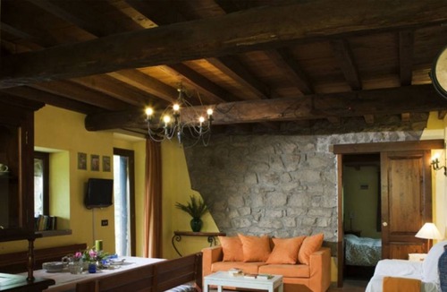 Vitorchiano Villa | Villa ∙ 4 bedrooms ∙ 8 guests