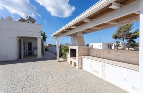 Torre San Giovanni Villa | villa Alba chiara sul mare