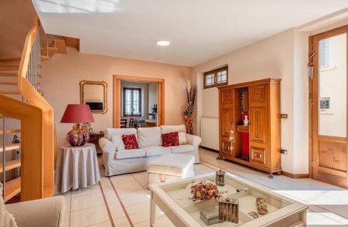 Serravalle Pistoiese House | Villa Adora Holiday Home