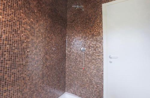 Capanne-Prato-Cinquale Apartment | Villa Artistica con Piscina e Giardino